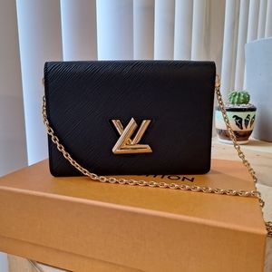 Louis Vuitton Crossbody purse
